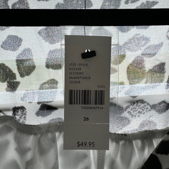 Lane Bryant size 26 blouse BNWT - Picture 5 of 5